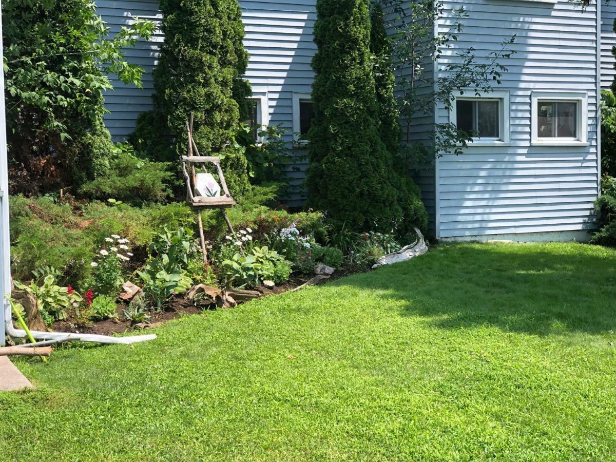 The Bobcaygeon Inn Exterior foto