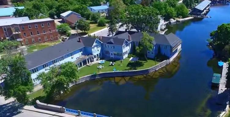The Bobcaygeon Inn Exterior foto